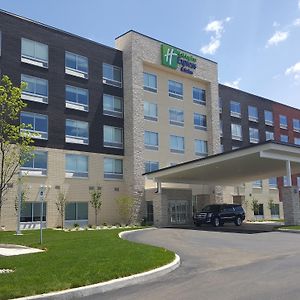 Holiday Inn Express & Suites Toledo West By Ihg